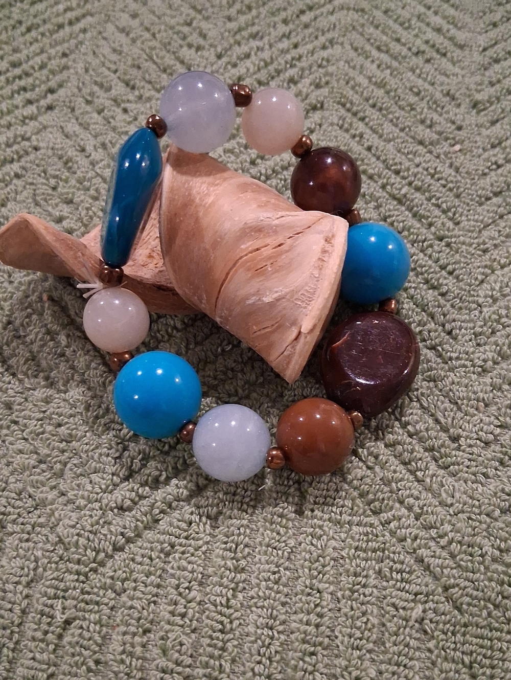 Turquoise & Brown Beaded Stretch Bracelet - Multi Stone Accent